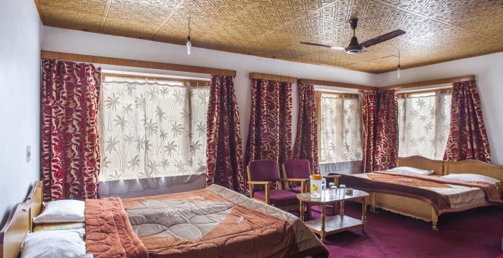 Hotel Season Palace Srinagar  Exterior photo